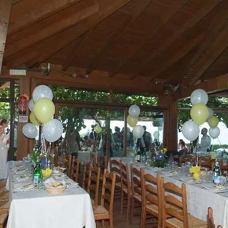 Monterosso Farm stay *
