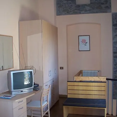 Monterosso Farmház *