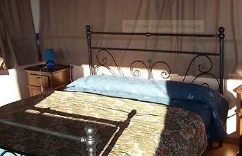 Monterosso Gospodarstwo agroturystyczne *