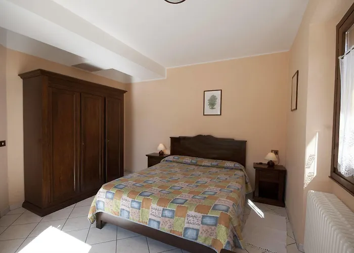 Monterosso Alloggio per agriturismo *